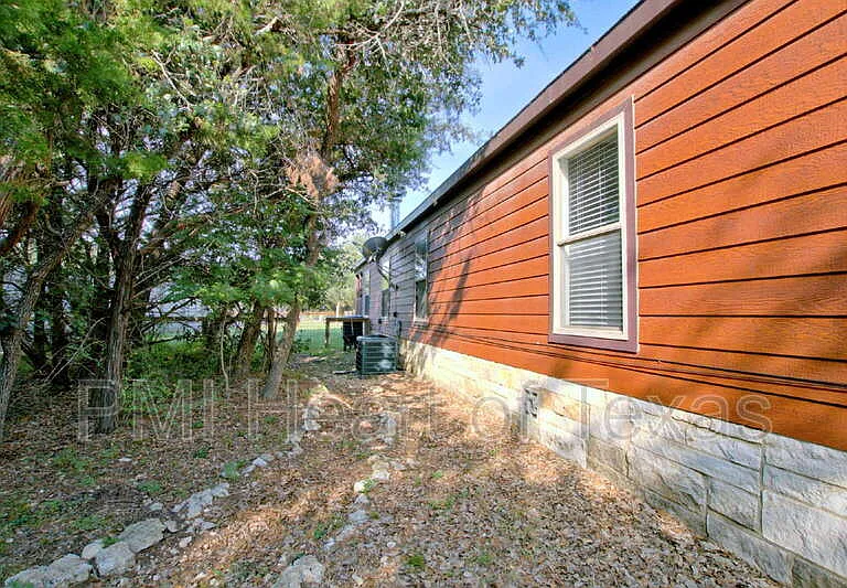 631 County Road 270 — Photo 12