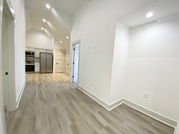 5th image of 5 Marianna Way Unit 302