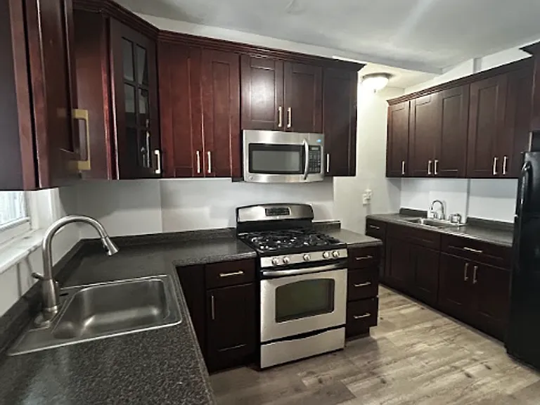 601 Clay Ave — Photo 20