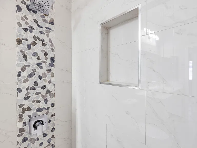 1274 E Lake Dr — Photo 36