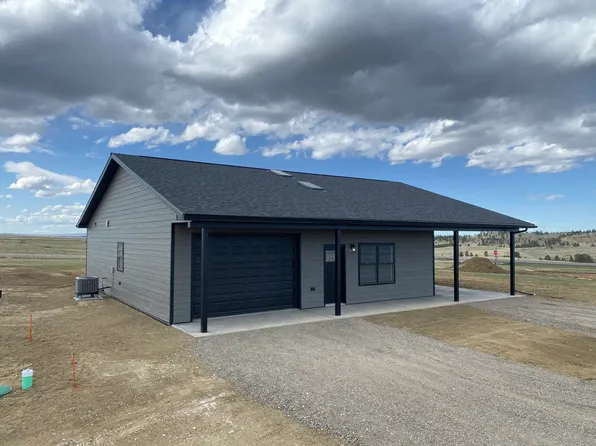 Cozy Plan, Eco-Built Homes