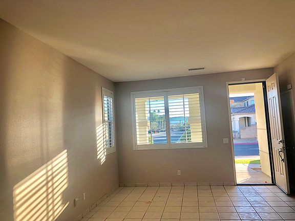 4th image of 46523 Calle Sonoma