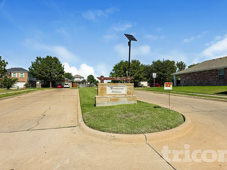 2005 Brook Meadow Dr — Photo 18
