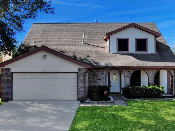 3234 Pebble Lake Dr, Sugar Land, TX 77479