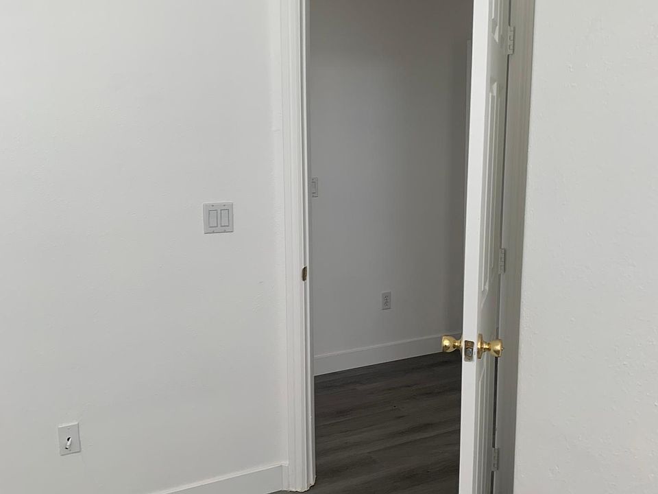 1st image of 7618 Grassy Bank St