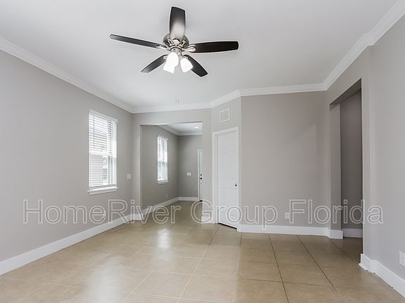 3rd image of 6204 Magnolia Park Blvd