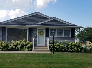 2102 22nd St, Kenosha, WI 53140