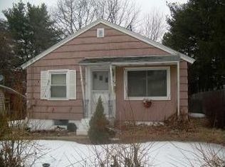 34 Dickerman St, Nashua, NH 03060