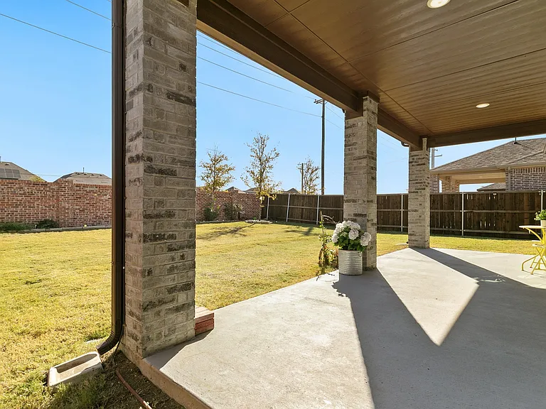 4208 Wood River Trl — Photo 38