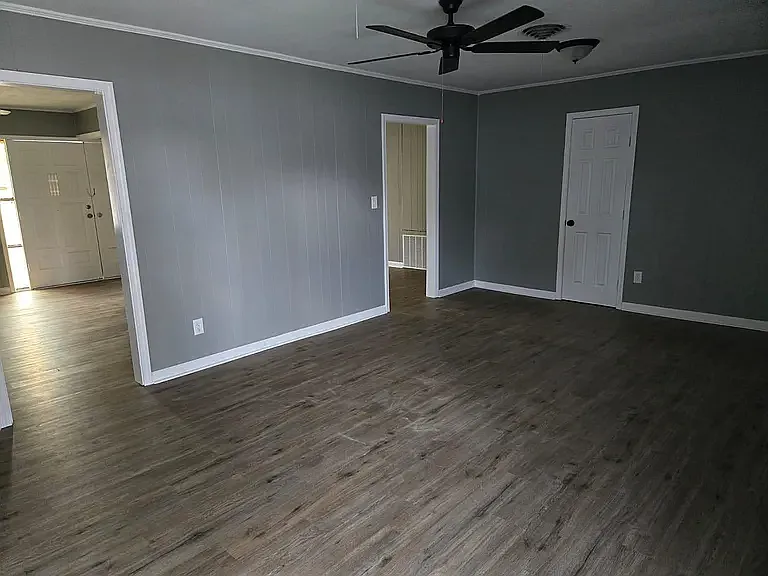 419 W Decatur Ave — Photo 15