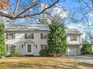 40 Radcliffe Rd, Wellesley, MA 02482
