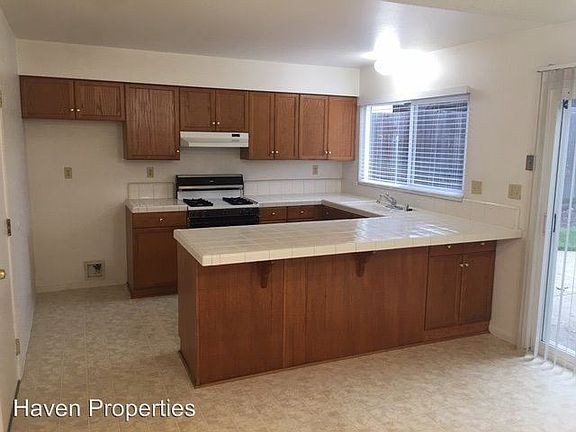 2nd image of 7760 Wooddale Way