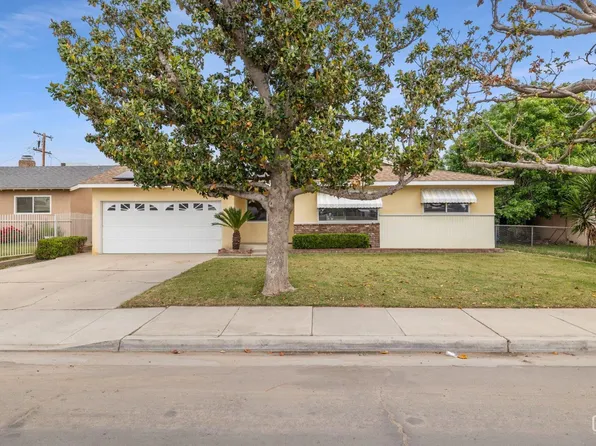 104 Sequoia Dr, Bakersfield, CA 93308