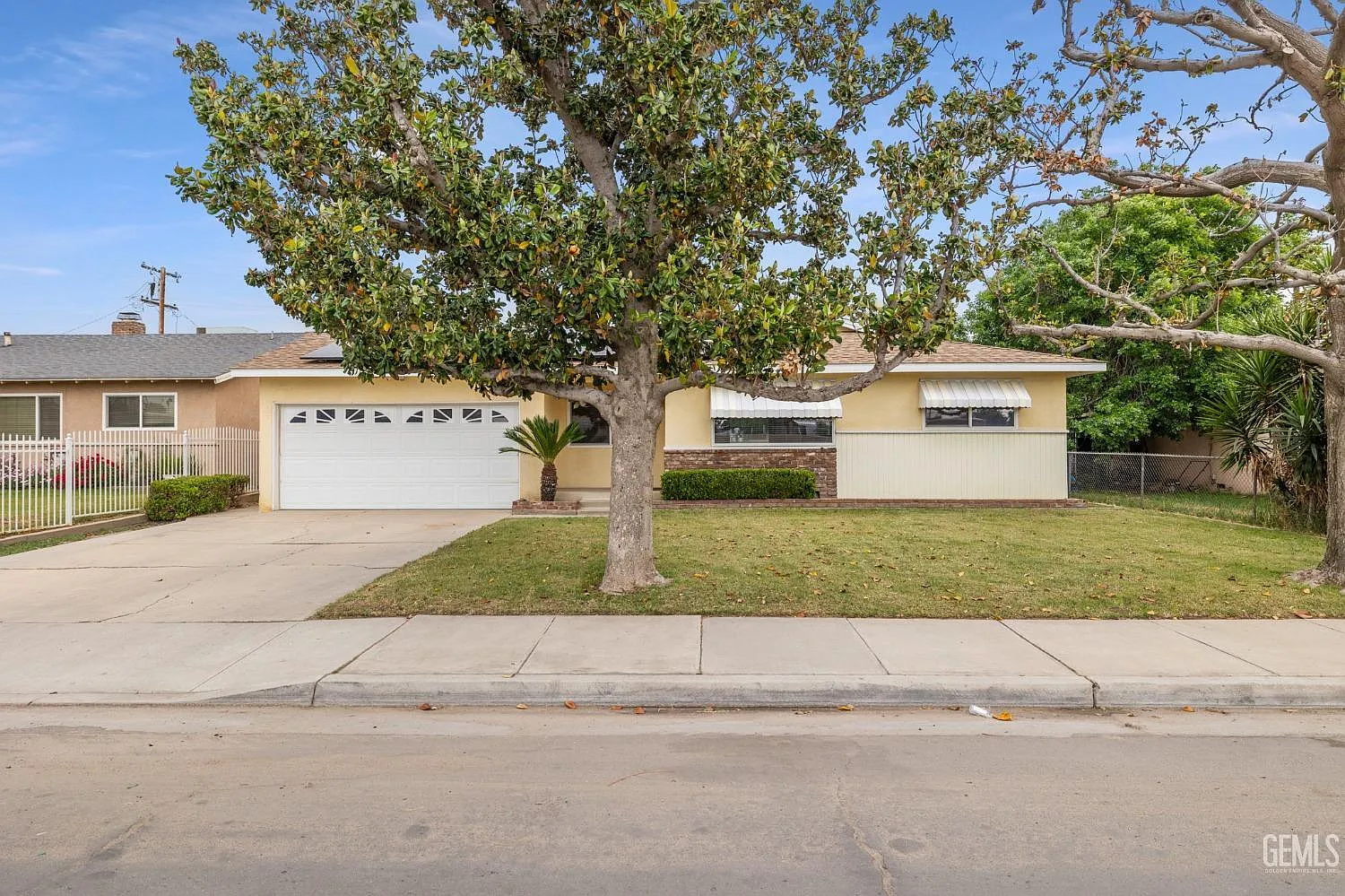 104 Sequoia Dr photo 1
