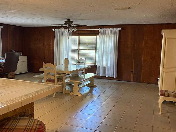 5th image of 220 Private Road 801
