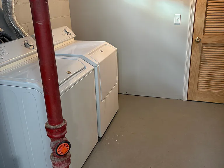 1324 S 51st Ave — Photo 15