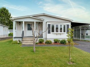 53 Castle Rd, Attleboro, MA 02703