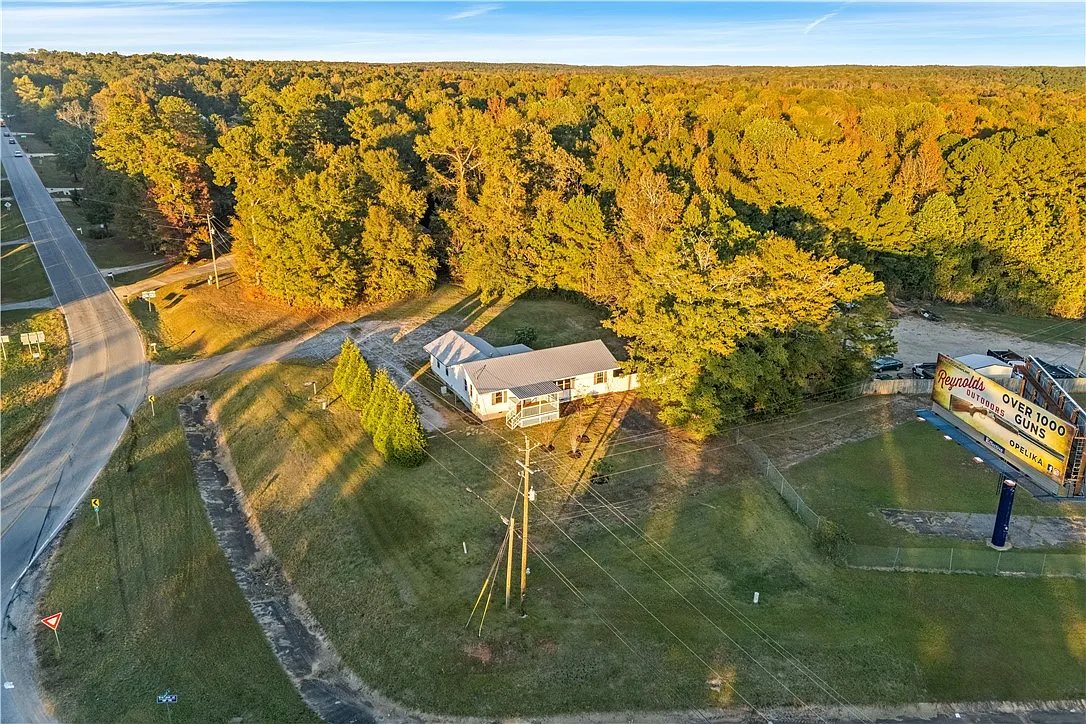 4760 Heath Rd photo 1