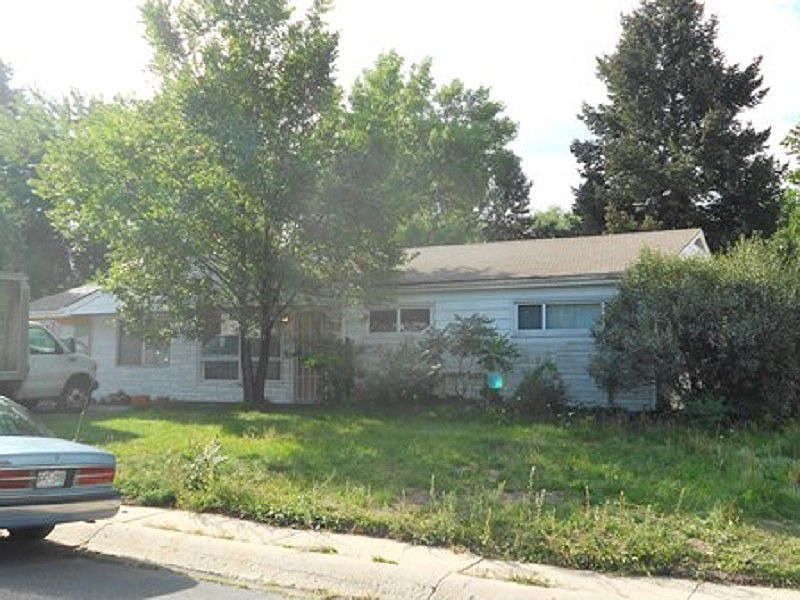 2nd image of 205 Locust Dr