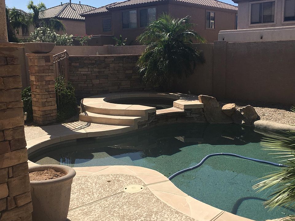 1st image of 2739 W Cottonwood Ln