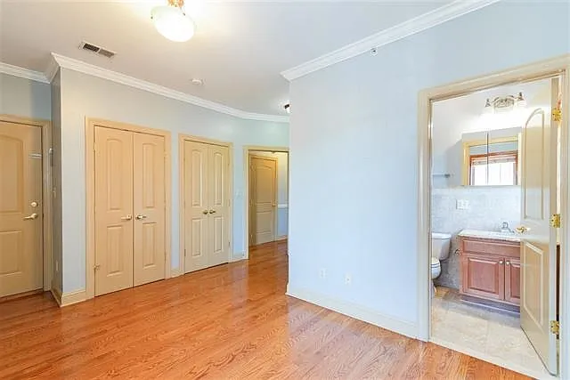 21 Saint Pauls Ave #1 — Photo 5