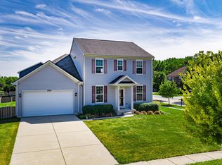 2009 Mayfair Dr, Island Lake, IL 60042