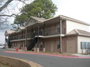 1705-1758 N Templeton Pl, Fayetteville, AR 72703