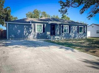 830 Birch Ave, Blackwell, OK 74631