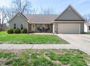 605 Legacy Dr, Herrin, IL 62948