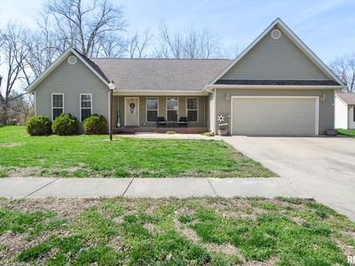 605 Legacy Dr, Herrin, IL, 62948