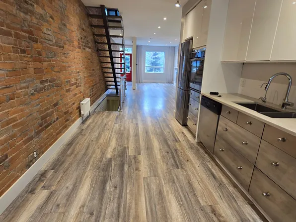 348 Dupont St, Toronto, ON M5R 1V9