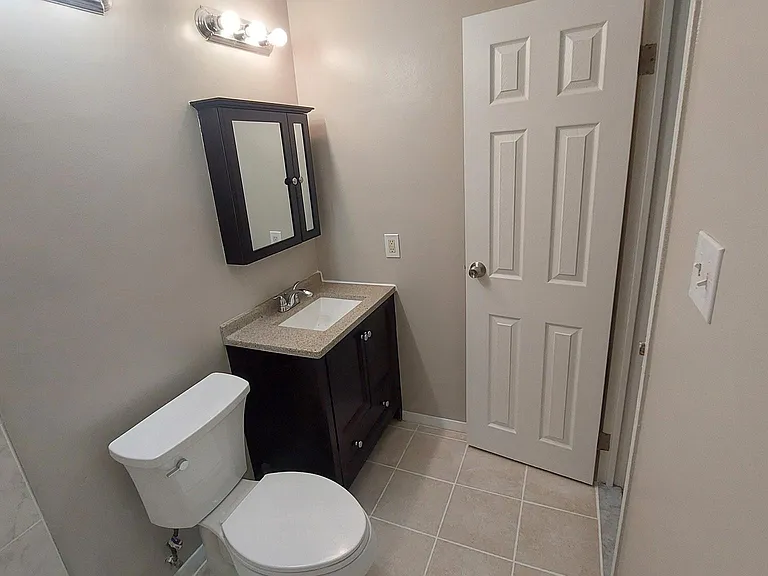 18622 Walkers Choice Rd #6 — Photo 36