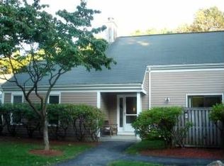8 Fifer Ln, Lexington, MA 02420
