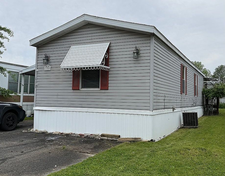 1st image of 131 Kentucky Dr