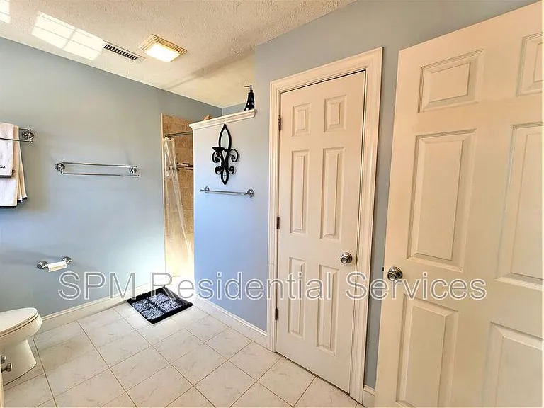 2922 Sloop Point Loop Rd — Photo 9