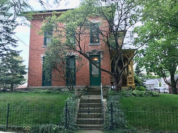 2nd image of 27 S Franklin St