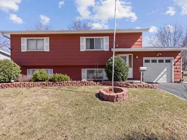 1510 9th Ave, Belvidere, IL 61008