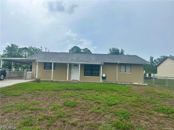 5224 3rd St W, Lehigh Acres, FL 33971