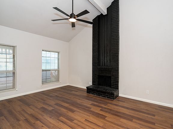 4th image of 731 Garden Meadow Dr