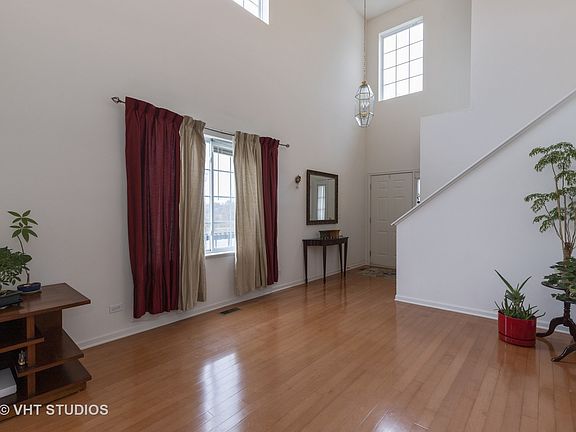 2nd image of 346 N Tower Dr