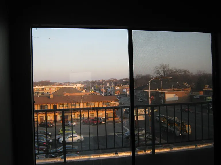 Second bedroom balcony