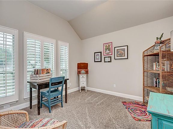 5th image of 13004 Bismark Dr