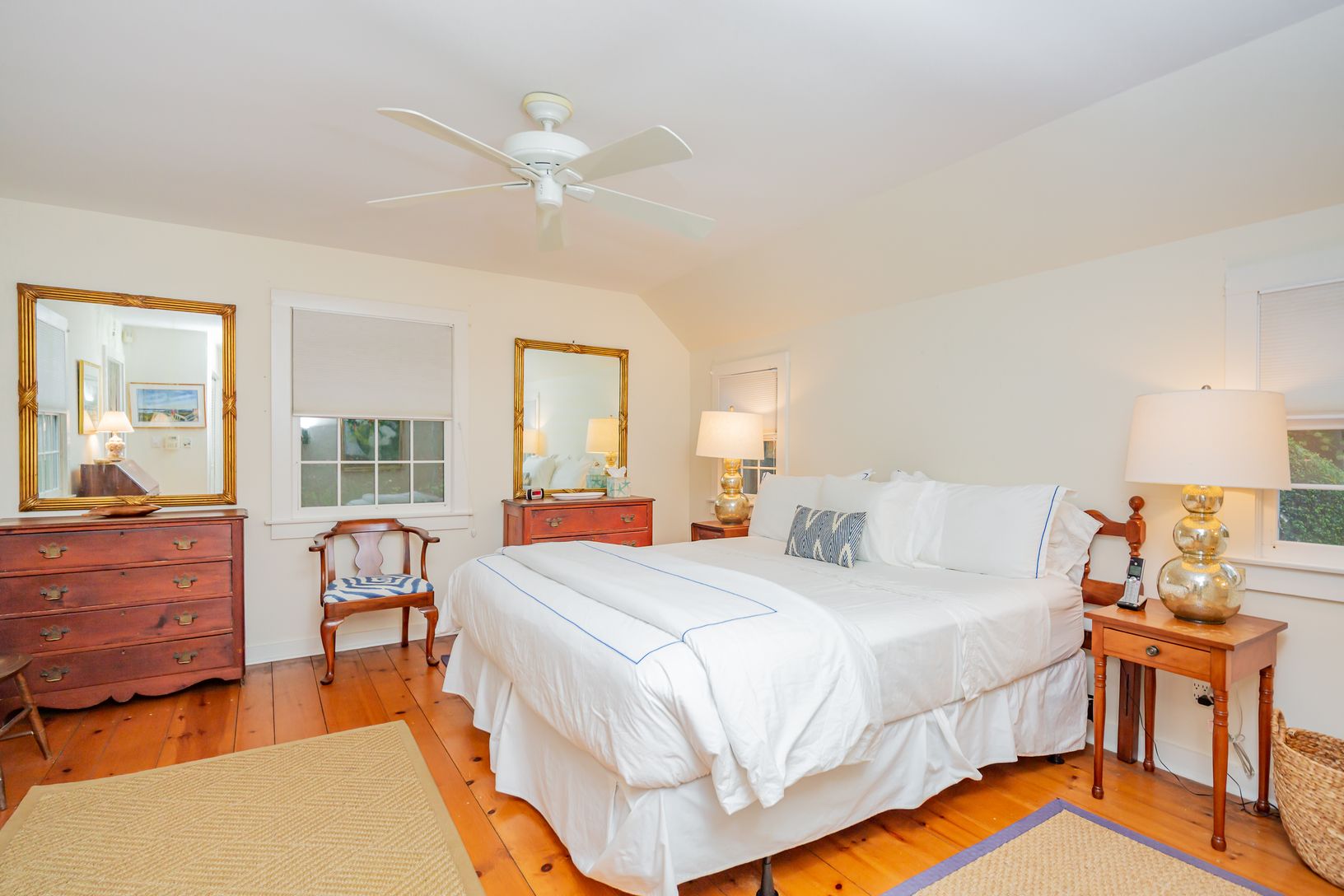 1st fl primary bedroom