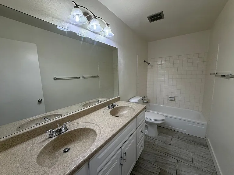 3118 Espanol Dr — Photo 14