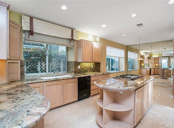 3rd image of 27180 Pacific Heights Dr