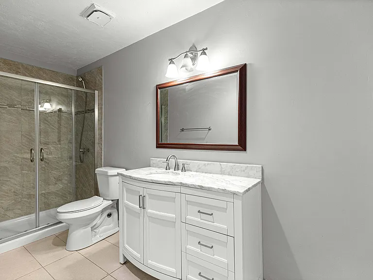 15203 Sandalwood Dr #203 — Photo 30