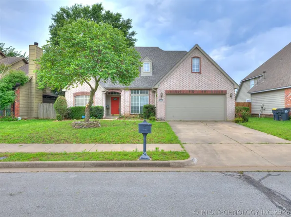 3006 W G St, Jenks, OK 74037