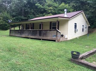 12622 Highway 52 W, Irvine, KY 40336