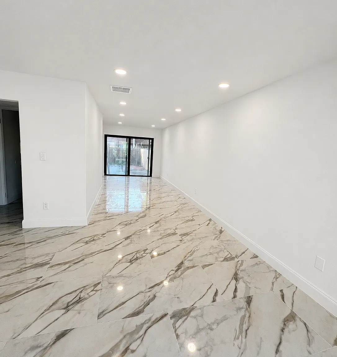 3 bed, 1.5 bath, 1178 sqft, $3,300 — Photo 1