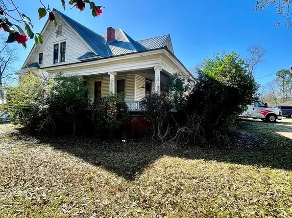 739 E Lee St, Dawson, GA 39842